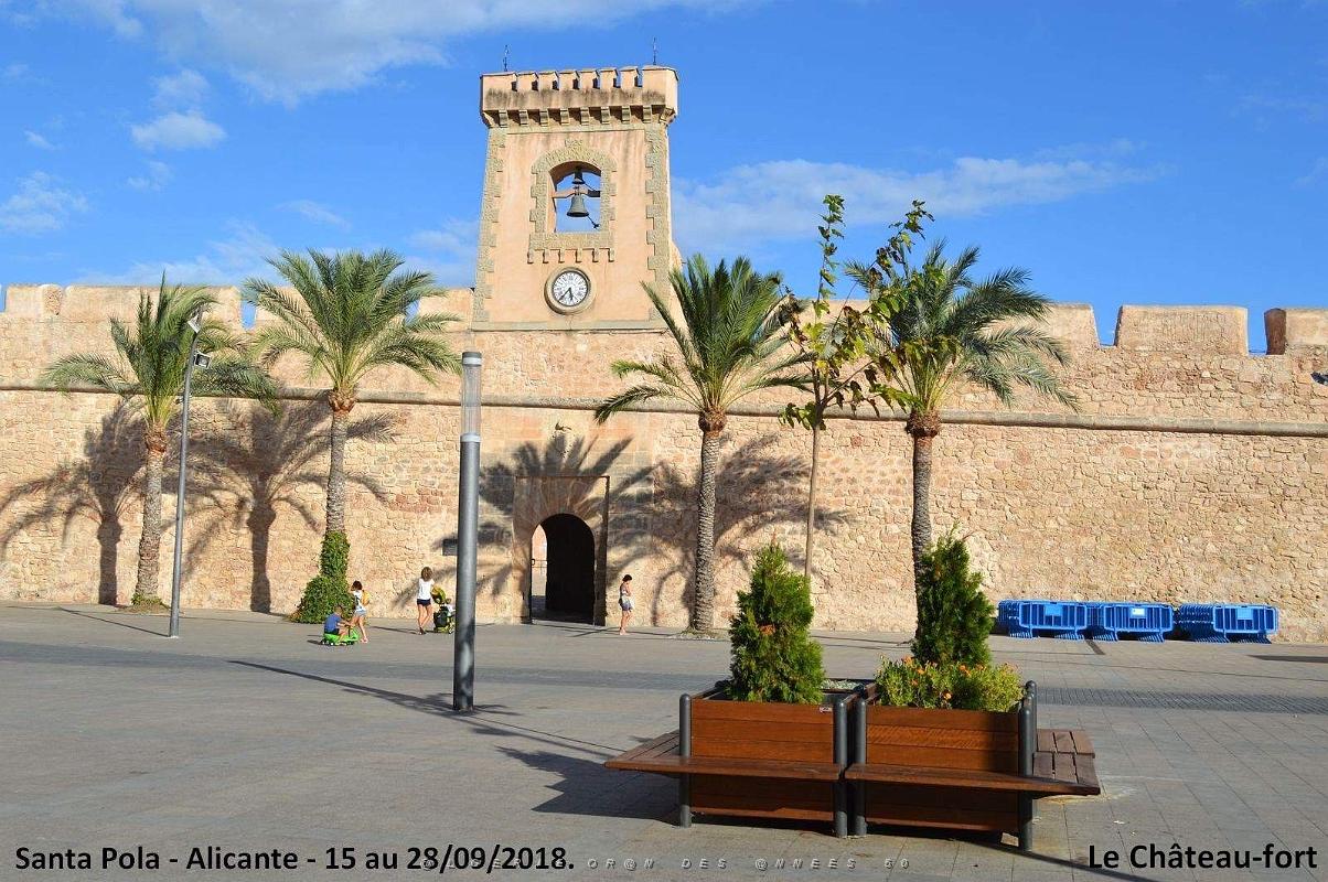 23 SANTA POLA CHATEAU FORT ET PLACE GLORIETA (5).JPG